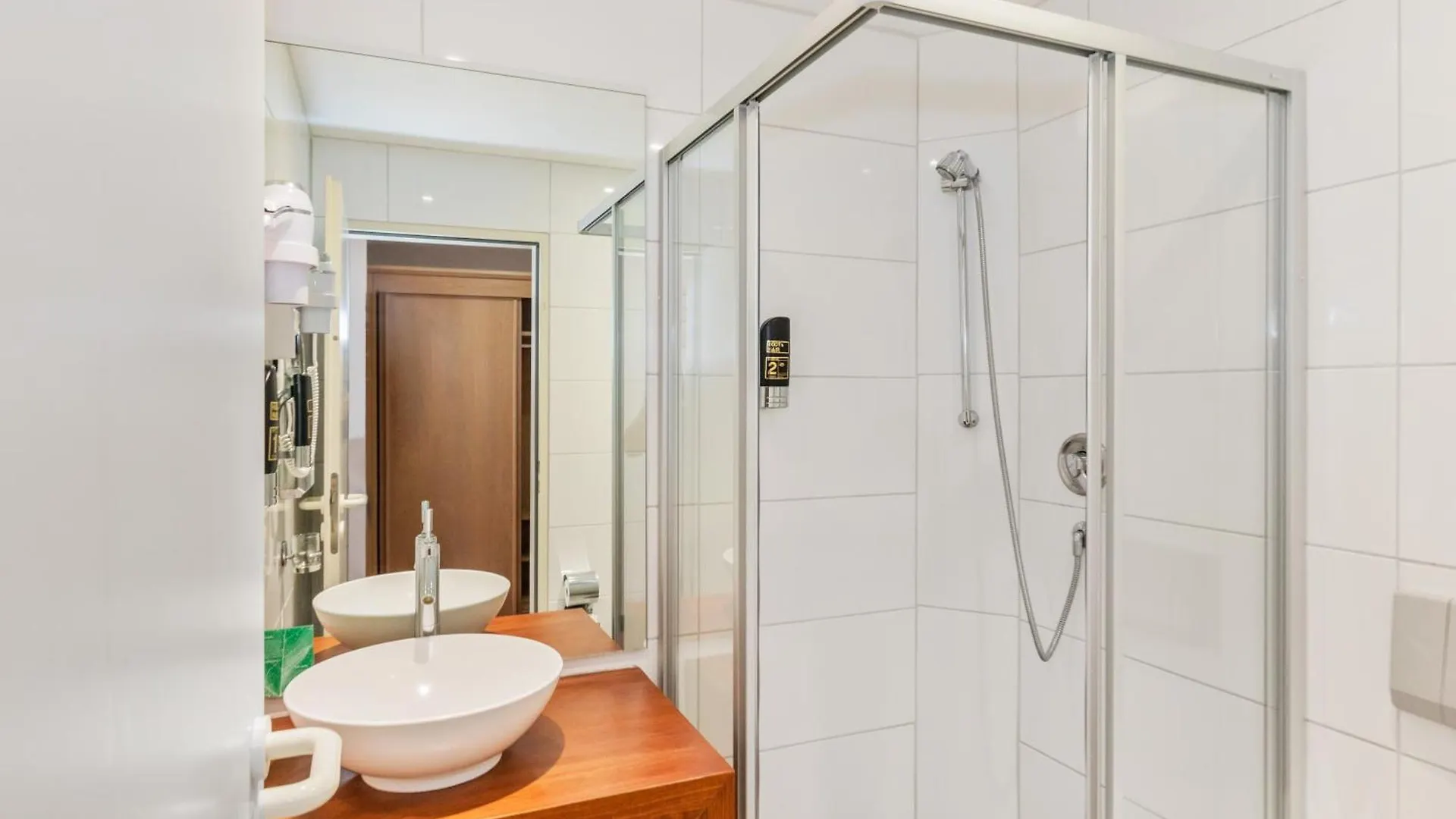 Parkhotel Frankfurt Airport Hattersheim am Main 3*,  Germany